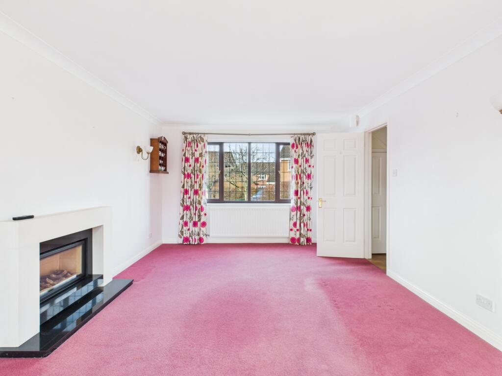 House in Basingstoke and Deane, Cufaude Village, Chineham - View 4