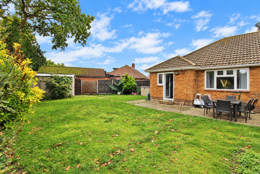 Farm Edge Road, Stubbington photo 3