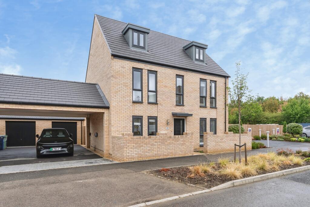 Main image of property: Sheepfold Lane, Cambourne, Cambridge, Cambridgeshire, CB23