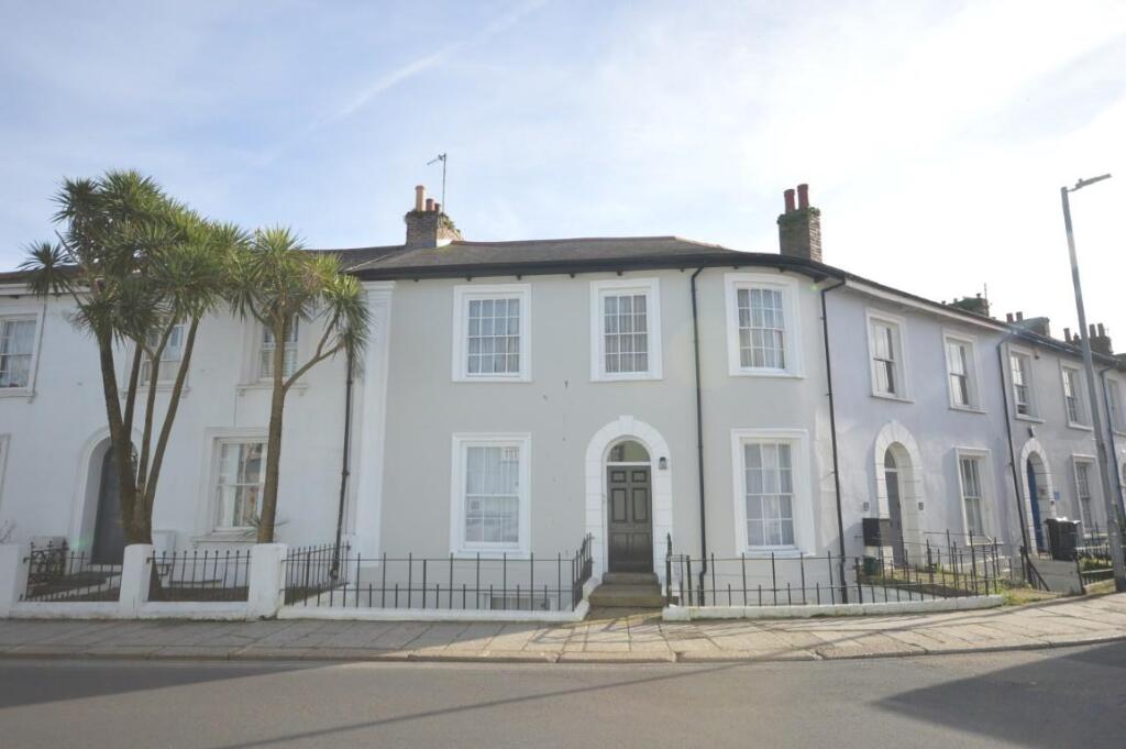 Main image of property: Ferris Town, Truro