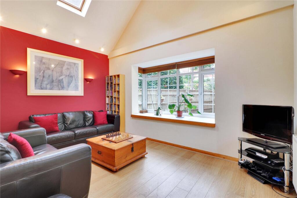 Culverden Park Road, Tunbridge Wells, Kent, TN4 photo 4