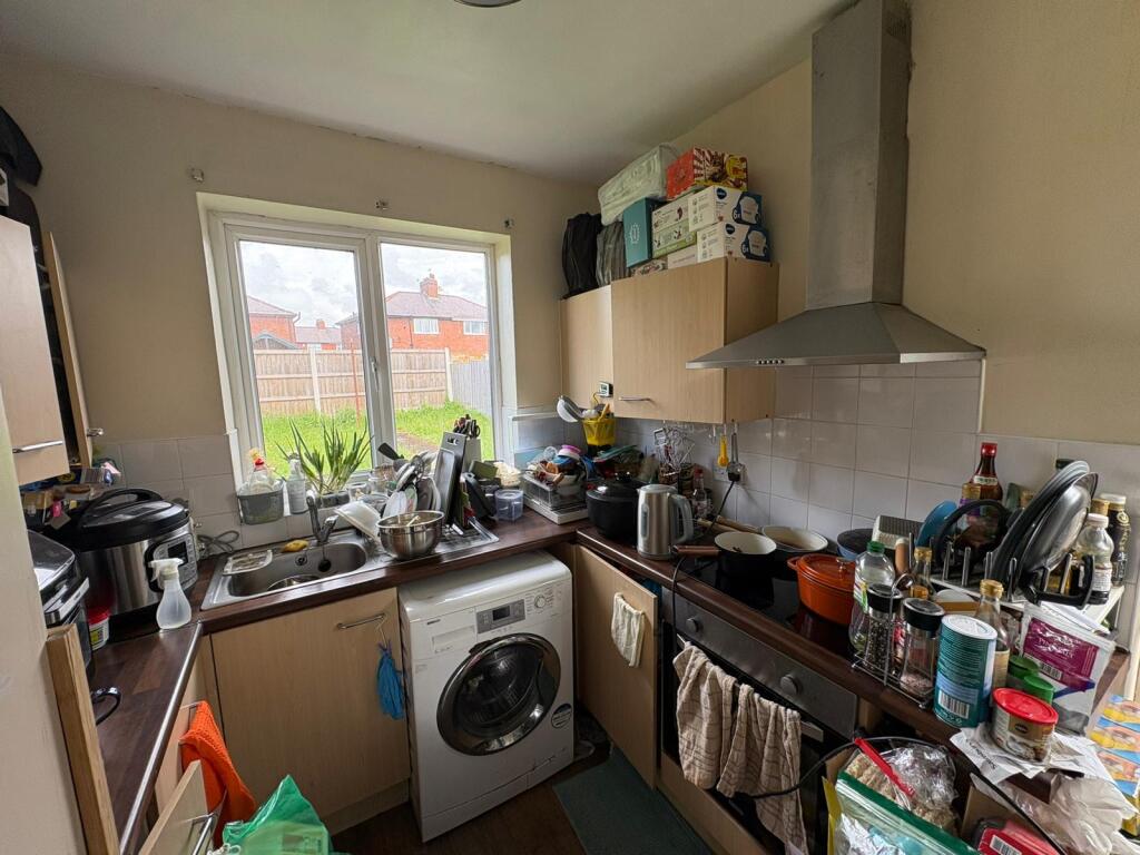 Hawthorne Avenue, Woolston, Warrington photo 4