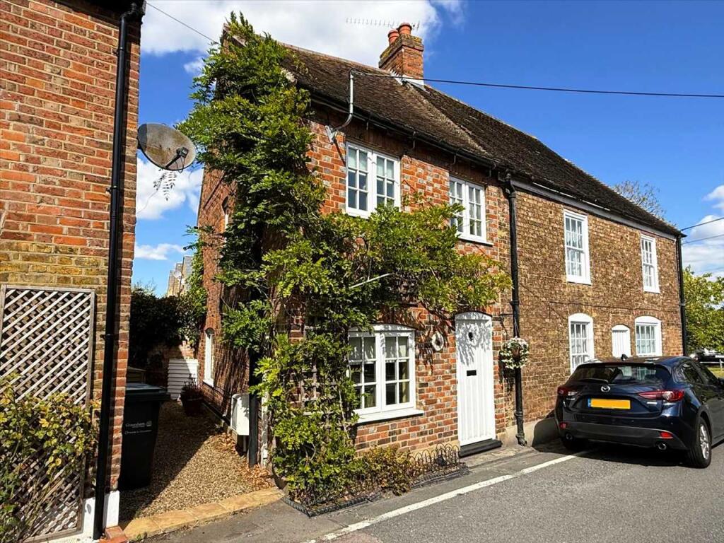 Main image of property: Homewood Cottages, The Ridgeway, Shorne