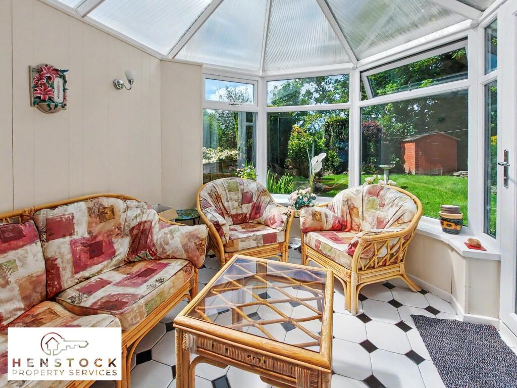 Highfield Drive, Middleton, Manchester, M24 photo 5