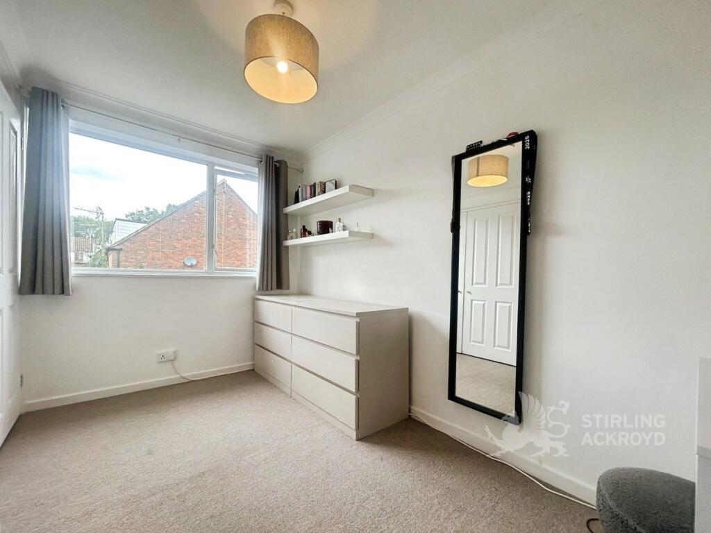 House in Waverley, Cranleigh - View 5