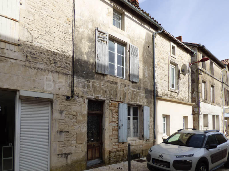 Main image of property: Poitou-Charentes, Deux-Sèvres, Sauzé-entre-Bois