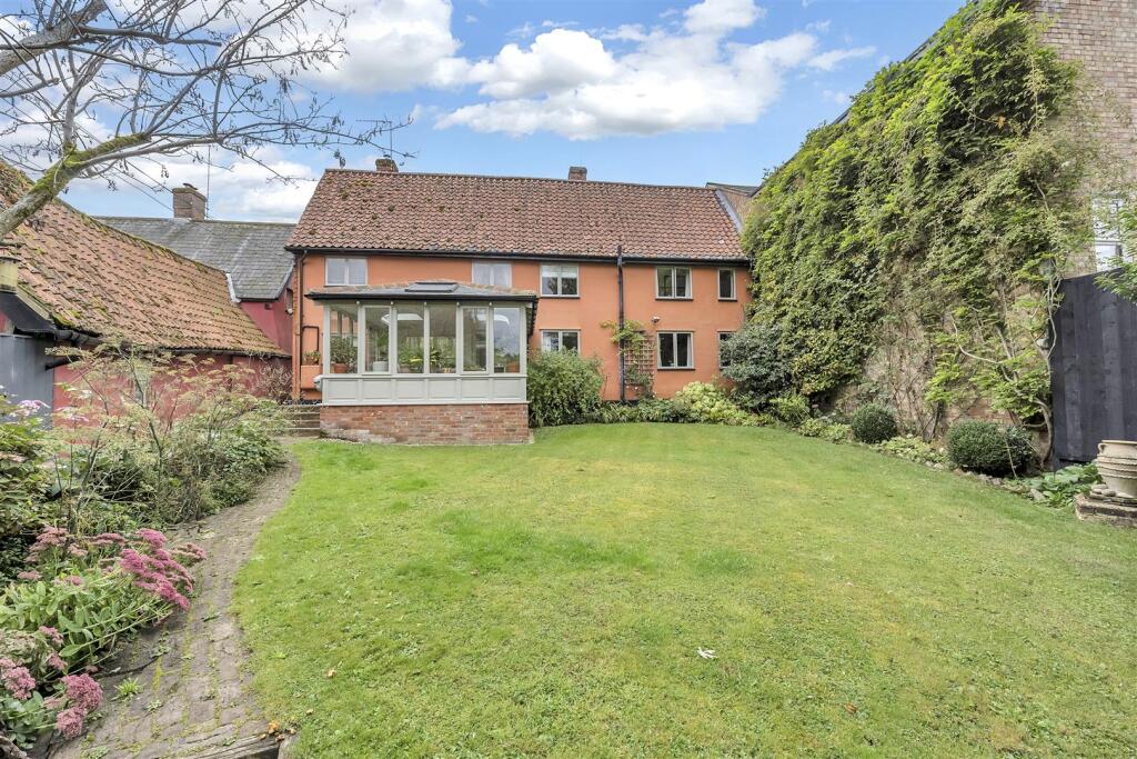 House in Babergh, Cross Green, Hartest - View 3