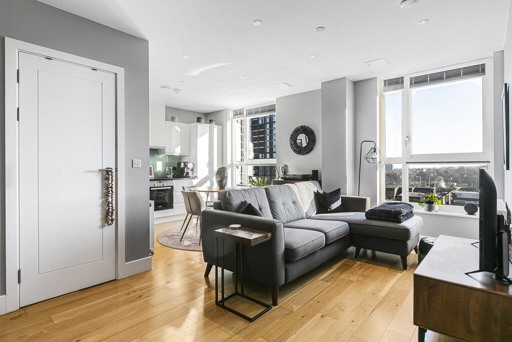 Main image of property: Edridge Road, Croydon, CR0