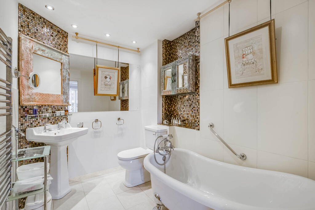 Additional image 8 of Wendover Lodge, Welwyn, AL6