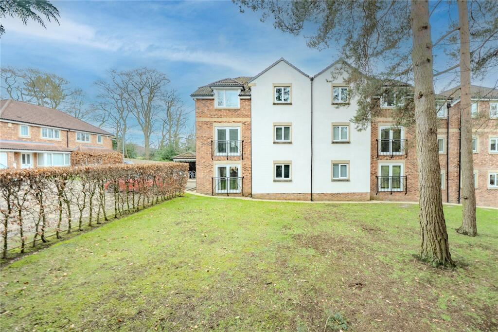 Main image of property: The Pines, Leeds, West Yorkshire