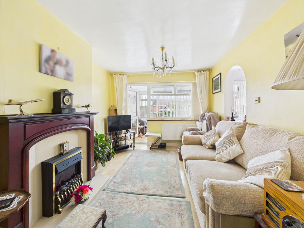 The Crescent, Mitcheldean photo 2
