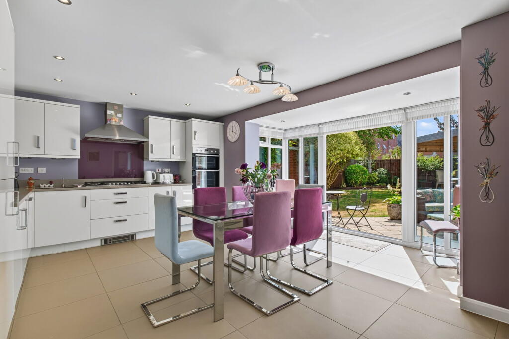 House in Harborough, Leicestershire - View 3