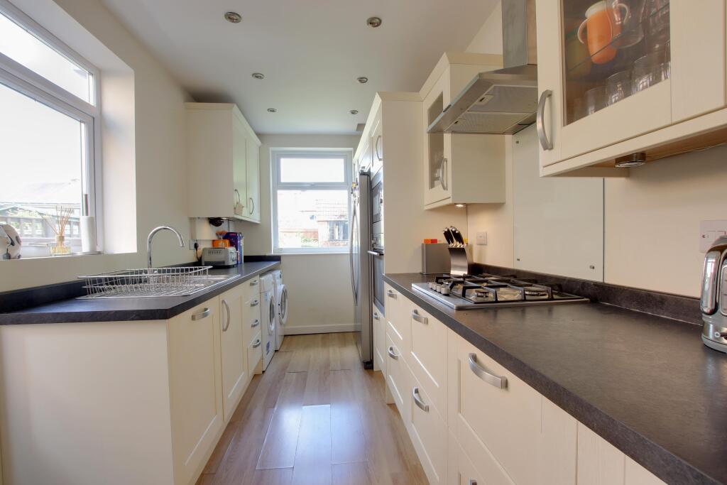 Elmhurst Road, Fareham photo 2