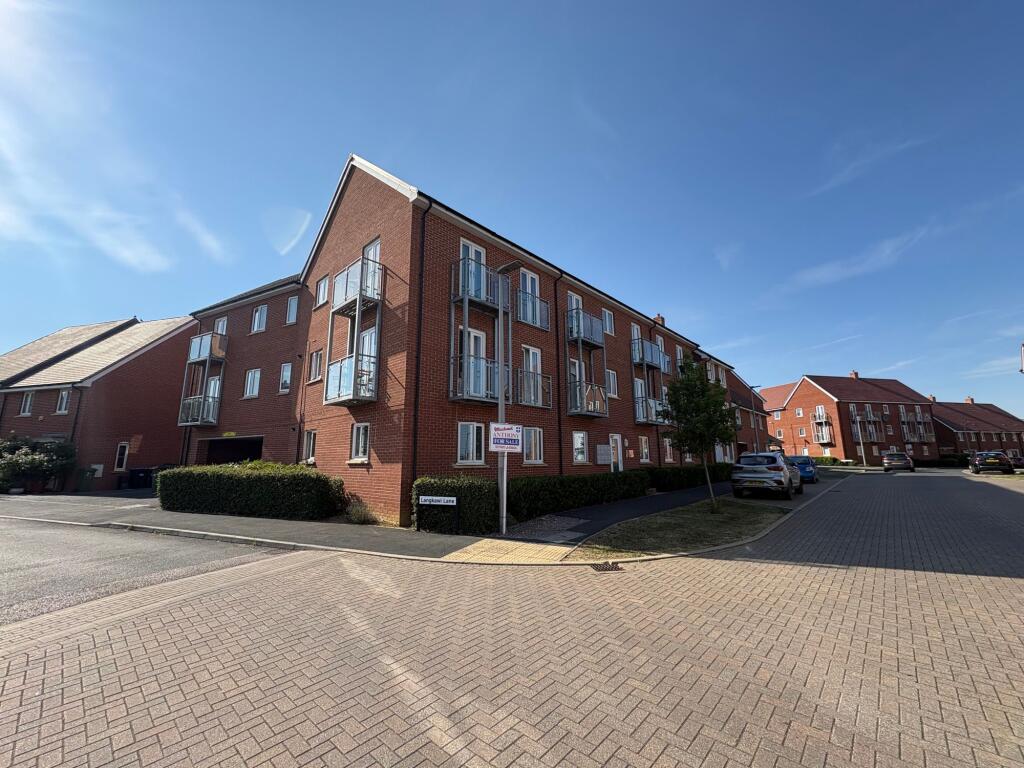 Main image of property: Santa Cruz Avenue, Milton Keynes, MK3