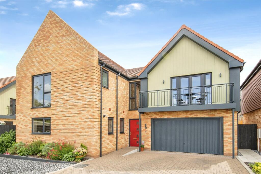 Main image of property: Fleet Road, Felixstowe, Suffolk, IP11