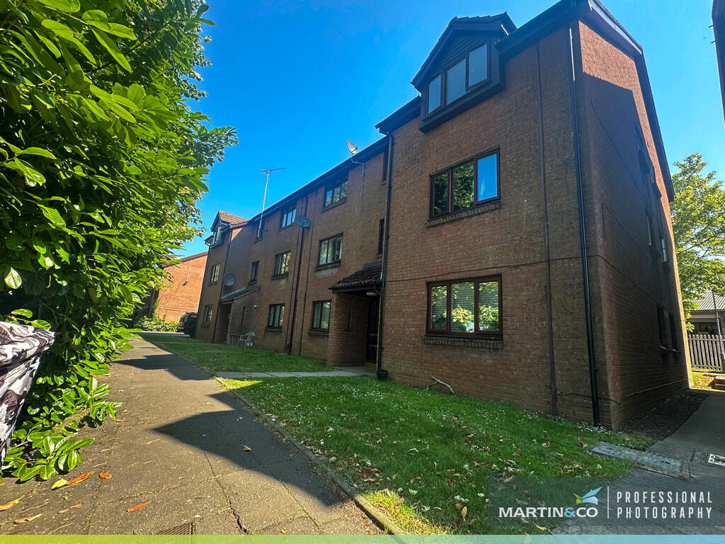 Apartment in Cardiff - View 2