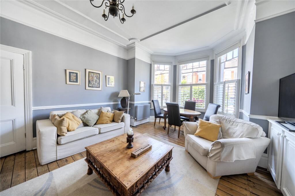 House in London - View 3