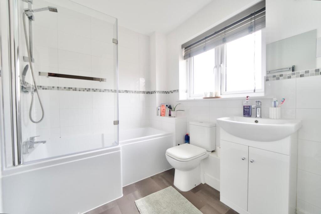 House in Weymouth, Dorset - More