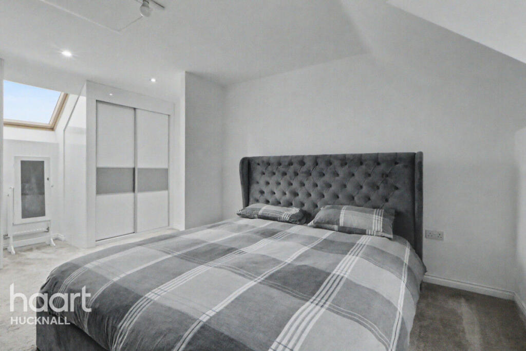 House in Ashfield, Hucknall - View 4