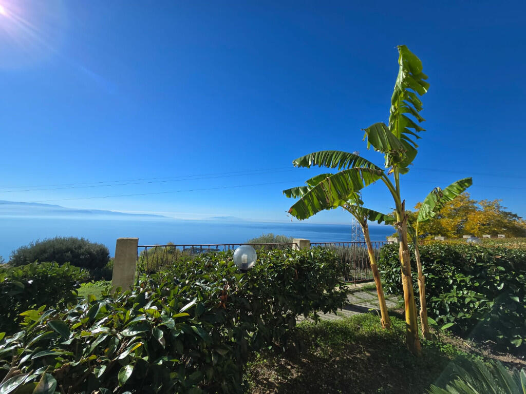 Main image of property: Joppolo, Vibo Valentia, Calabria