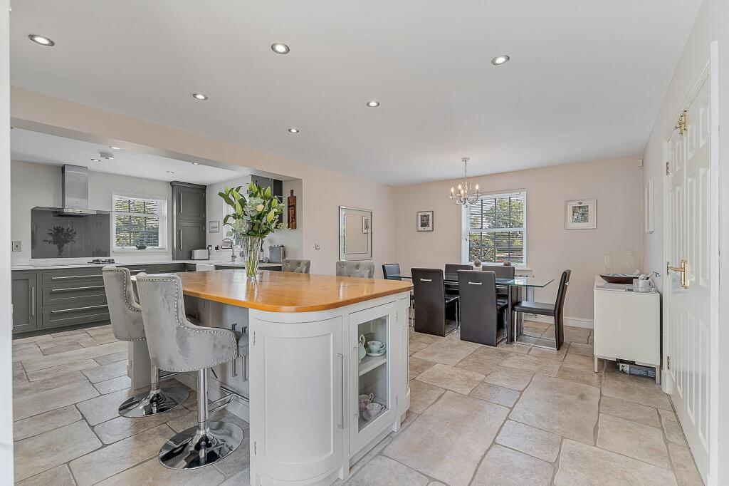 Waterside Drive, Mountsorrel, LE12 photo 3