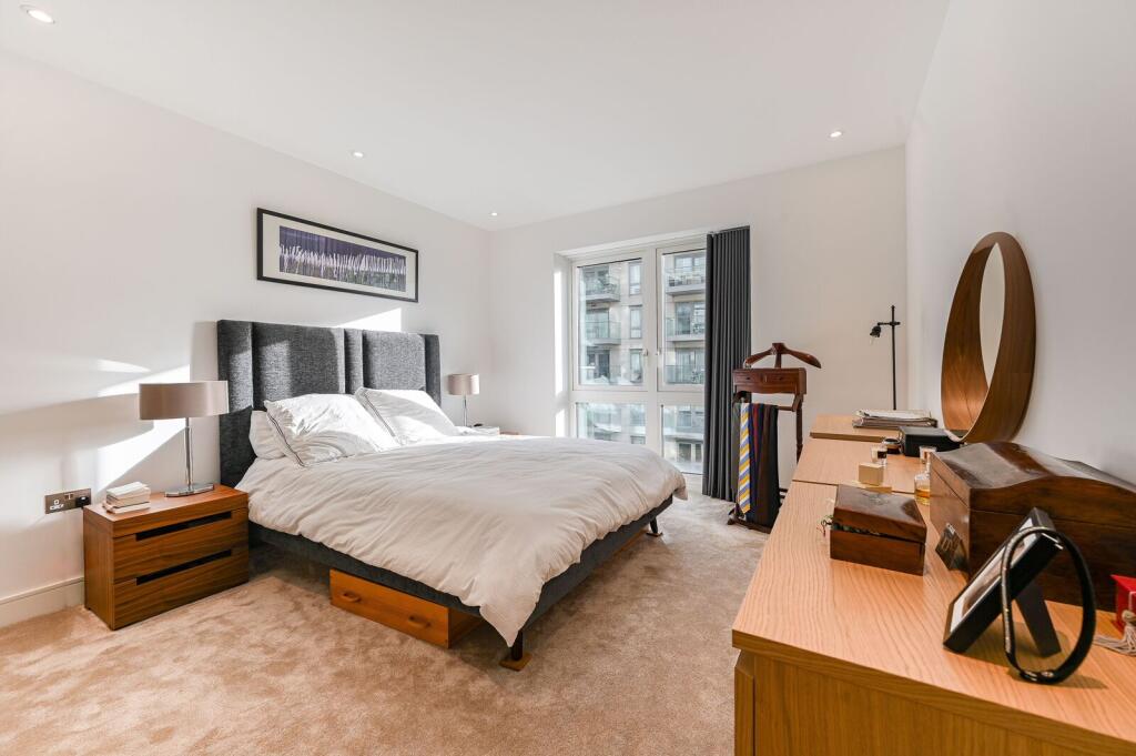Apartment in London - View 5