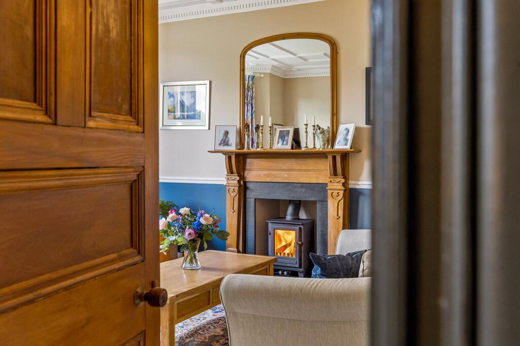House in Glasgow, Huntly, Orchardhill - View 5