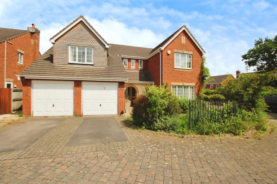 Main image of property: Lutyens Close - Stoke Park