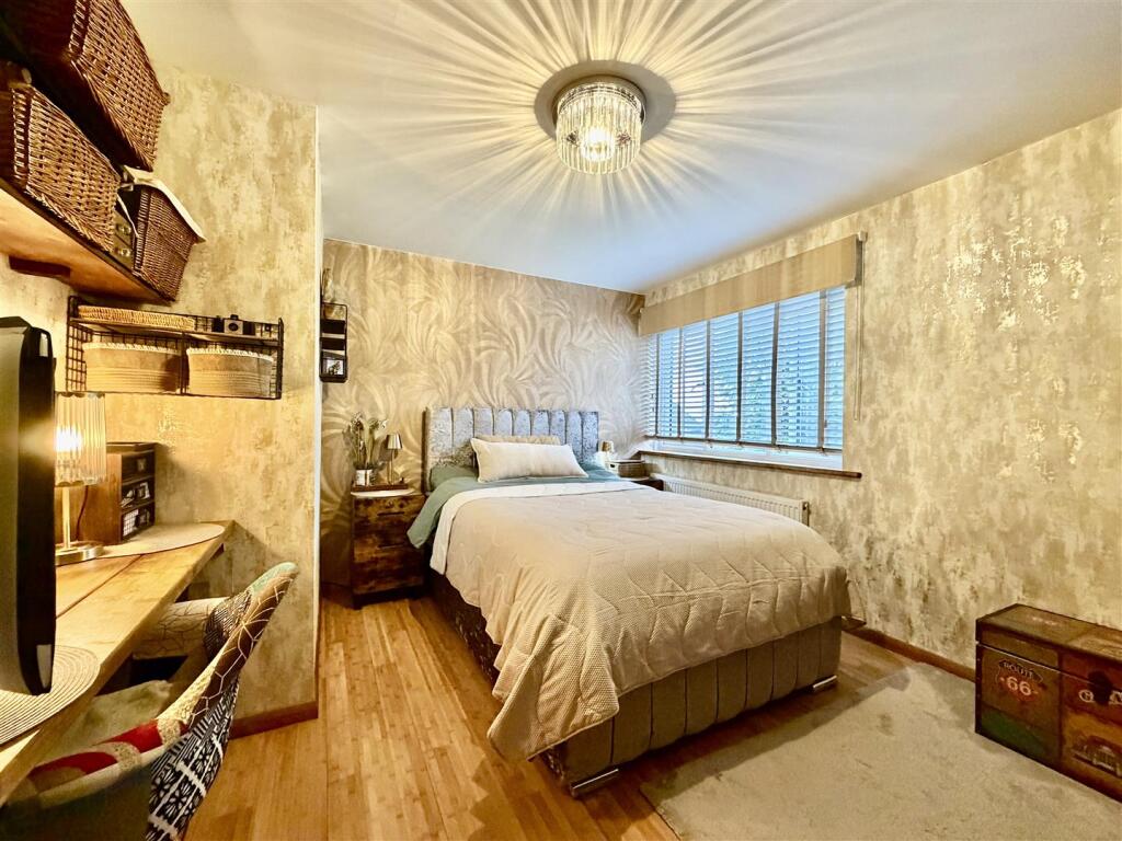 House in Holmfirth, Helme, Meltham - View 5