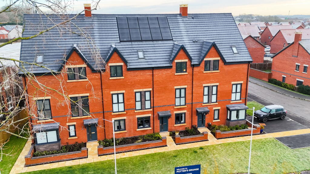 Main image of property: Potters Grange, Ashby-de-la-Zouch, LE65