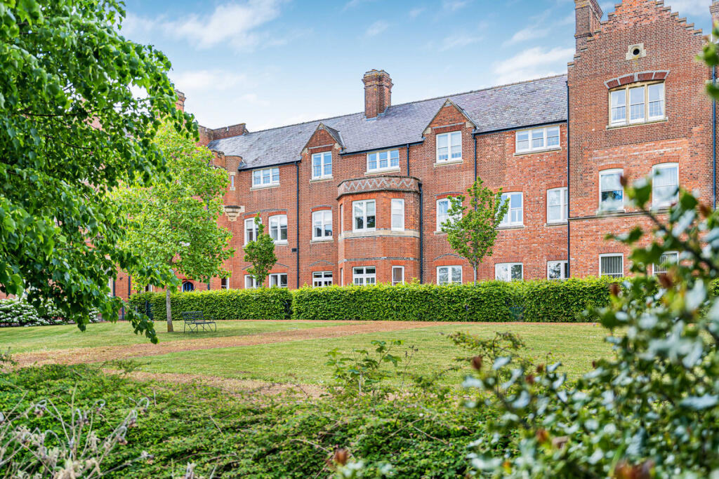 Main image of property: Blewbury Court, Wallingford, OX10