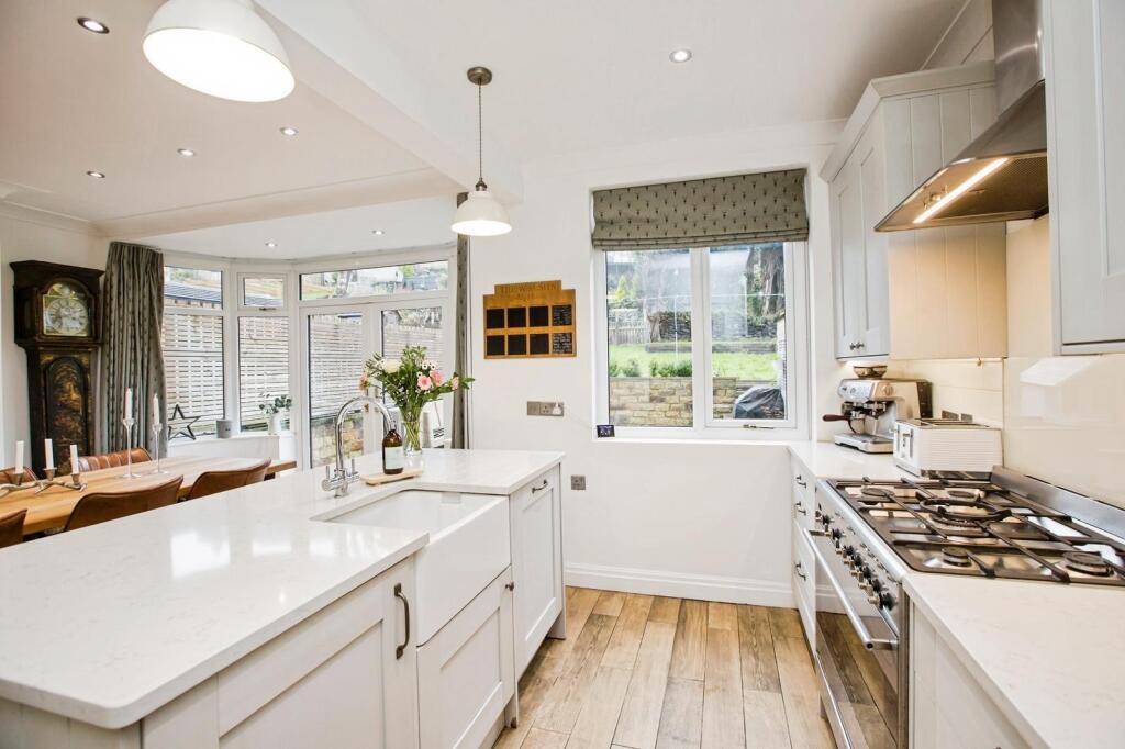 House in Halifax, Greetland, Little Bradley - View 5