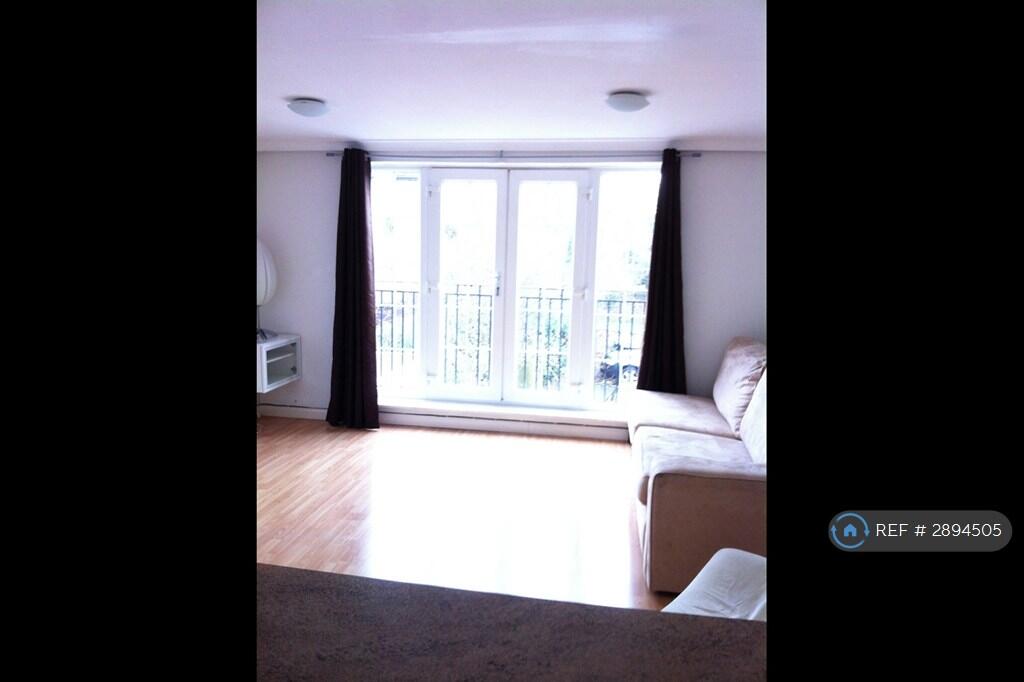 House in Bromley - View 5