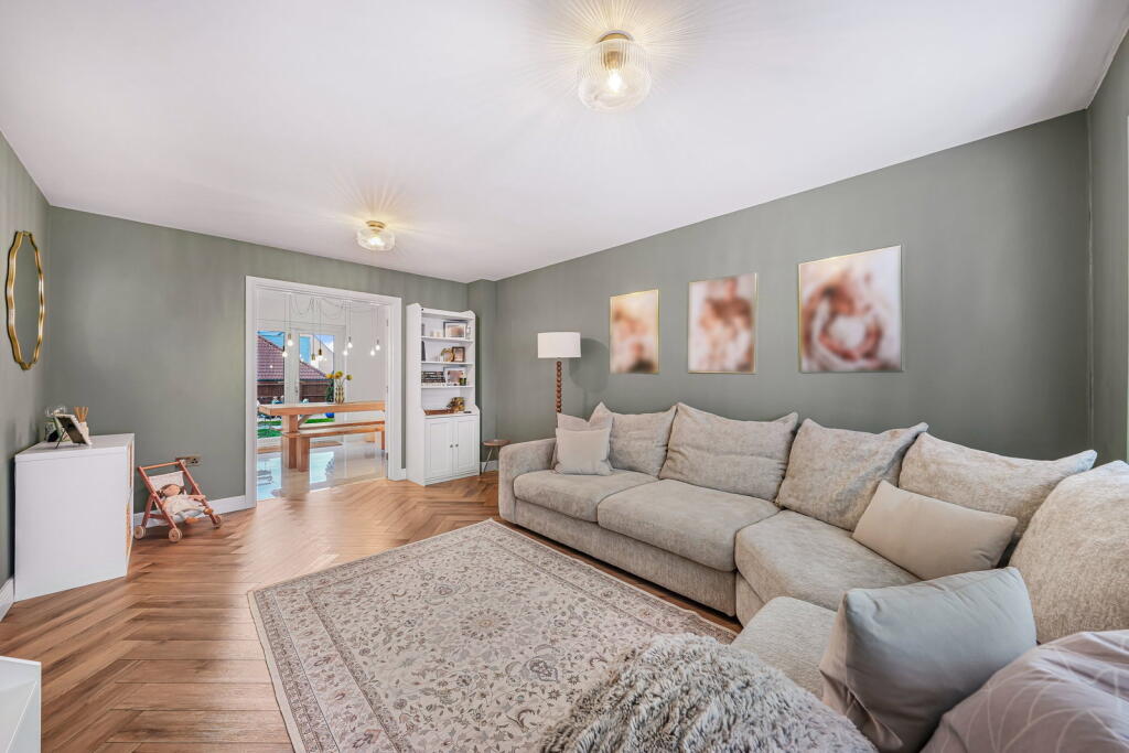 House in Southend-on-Sea - View 3