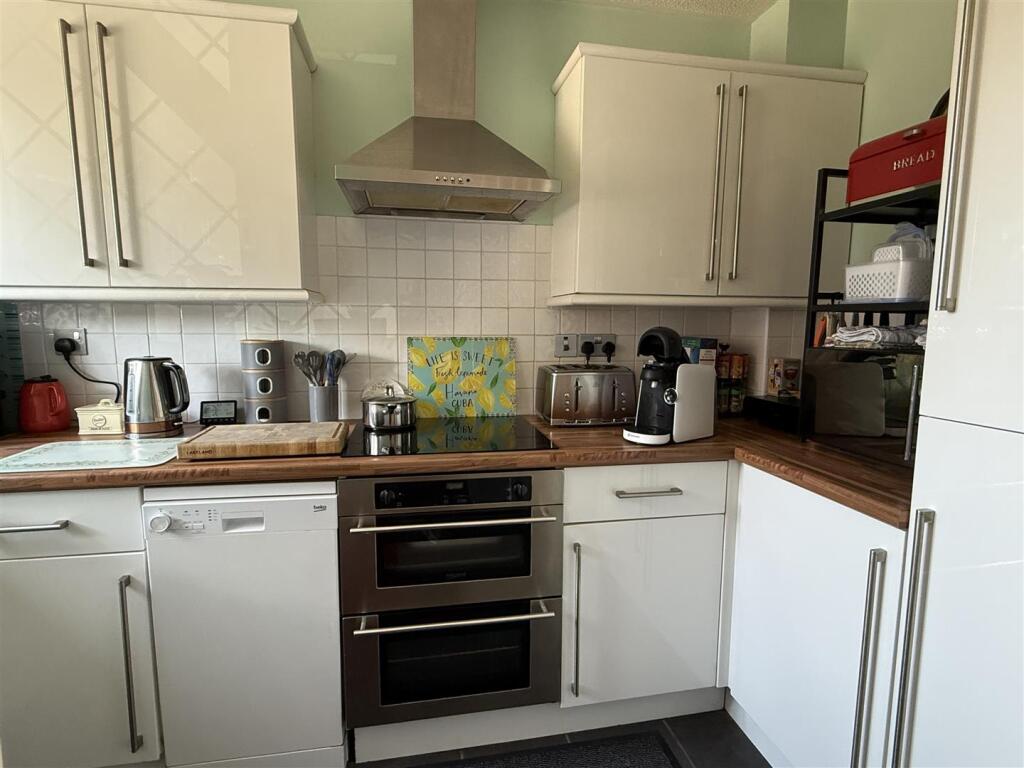 House in Rugby, Overslade - View 5