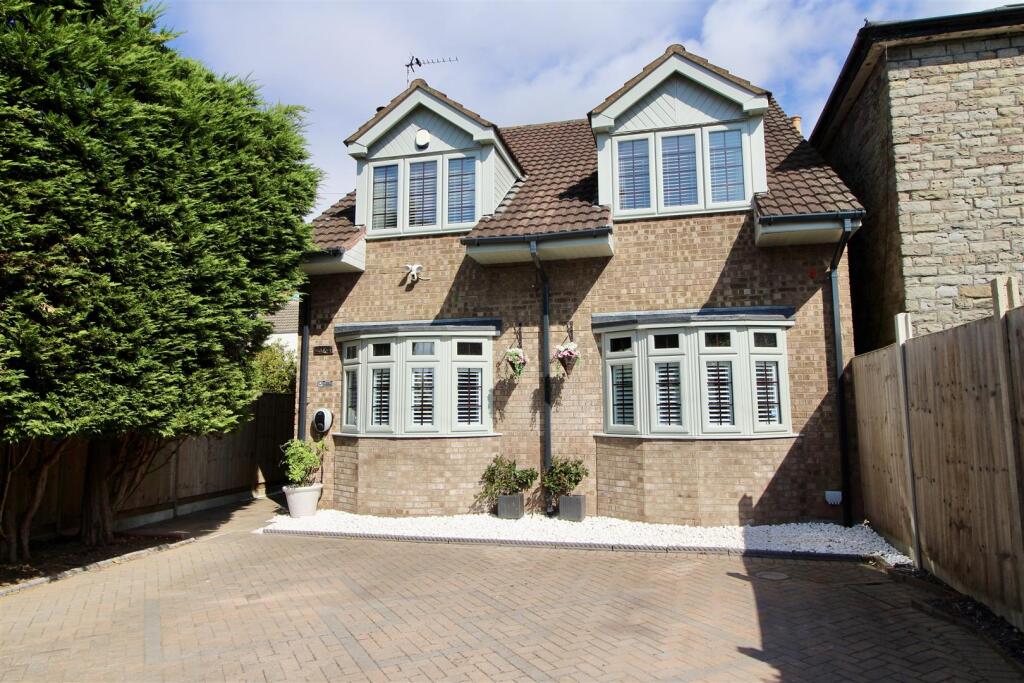 Main image of property: Forest Road, Fishponds, Bristol