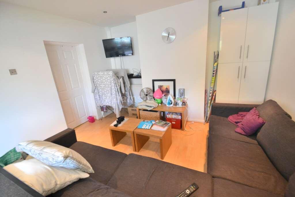 House in Reading - View 2