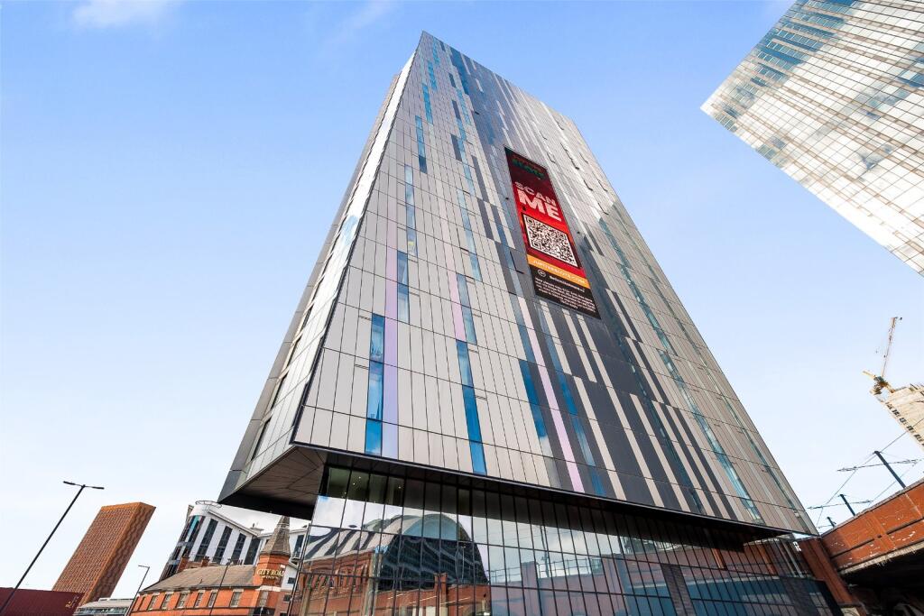 Main image of property: Axis Tower, Deansgate, Manchester City Centre, M1