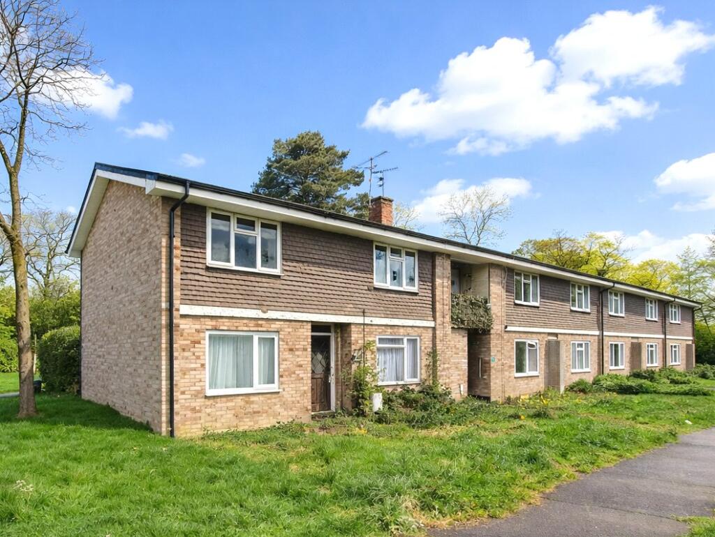 Main image of property: College Piece, Mortimer, Reading