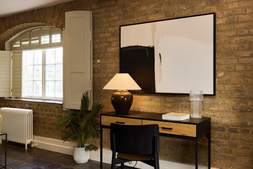 Apartment in London - More
