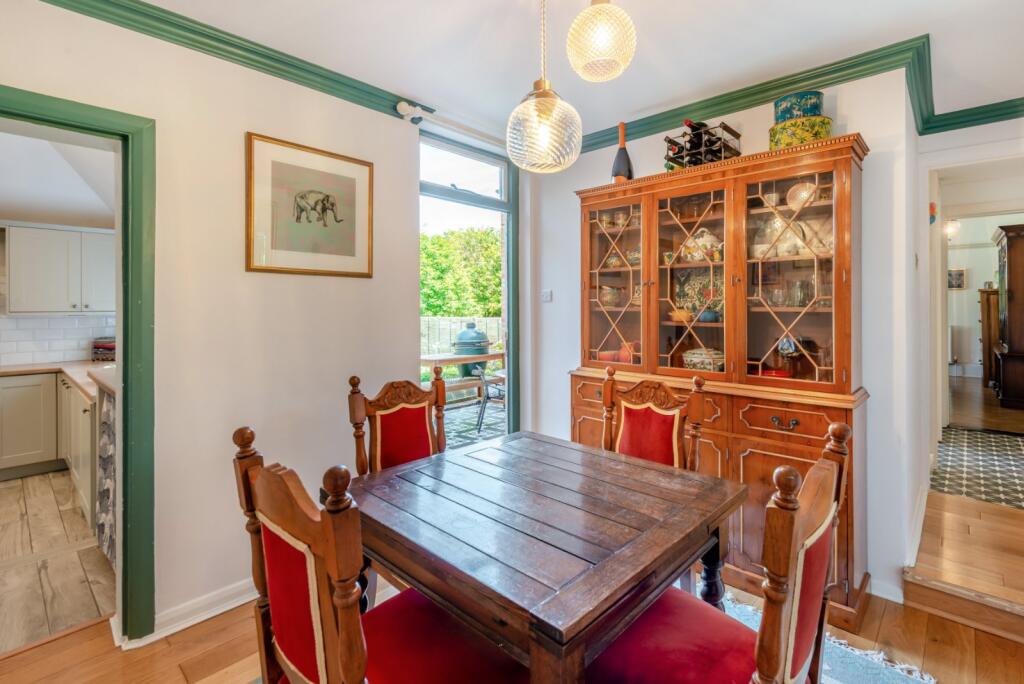 Additional image 8 of Douglas Road, Harpenden, Hertfordshire