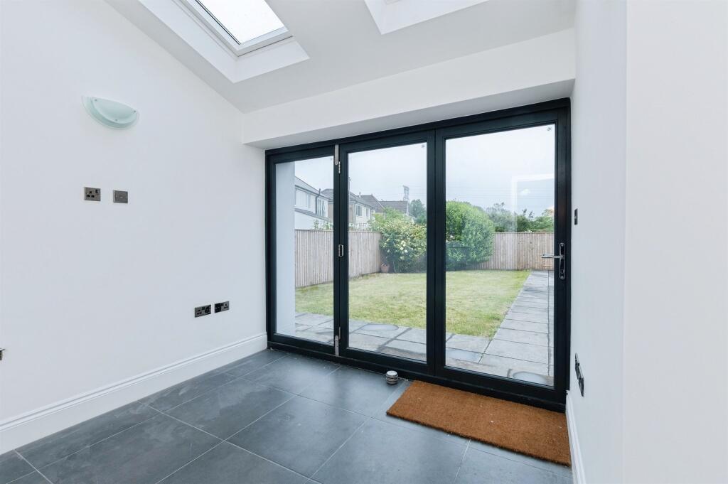 Cornelia Crescent, Poole photo 2