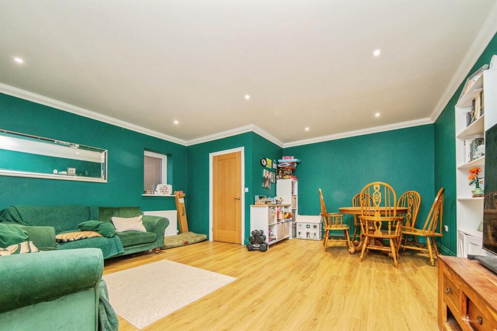 Fourth Avenue, Glemsford, Sudbury photo 3