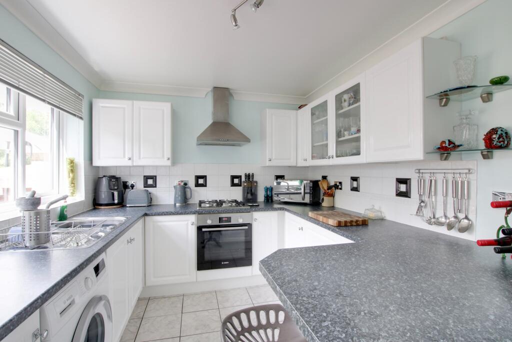 House in Fareham, Hampshire - View 4