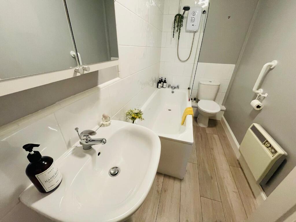 Apartment in Dumfries - More