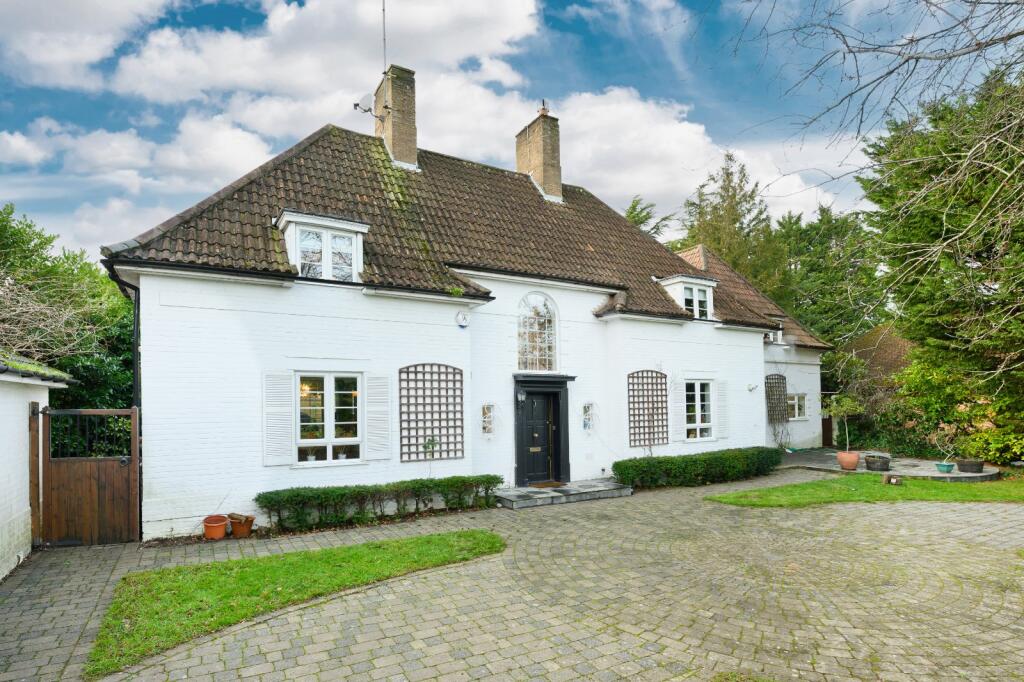 Main image of property: Ruxley Crescent, Claygate, Esher, Surrey, KT10