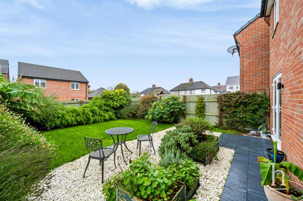Archway Close, Tranmere, CH42 photo 4