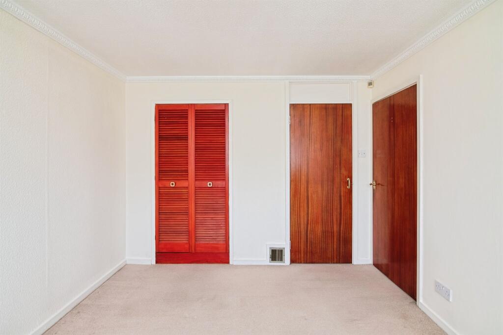 Apartment in Birmingham, Brookvale Park, Aston - View 6