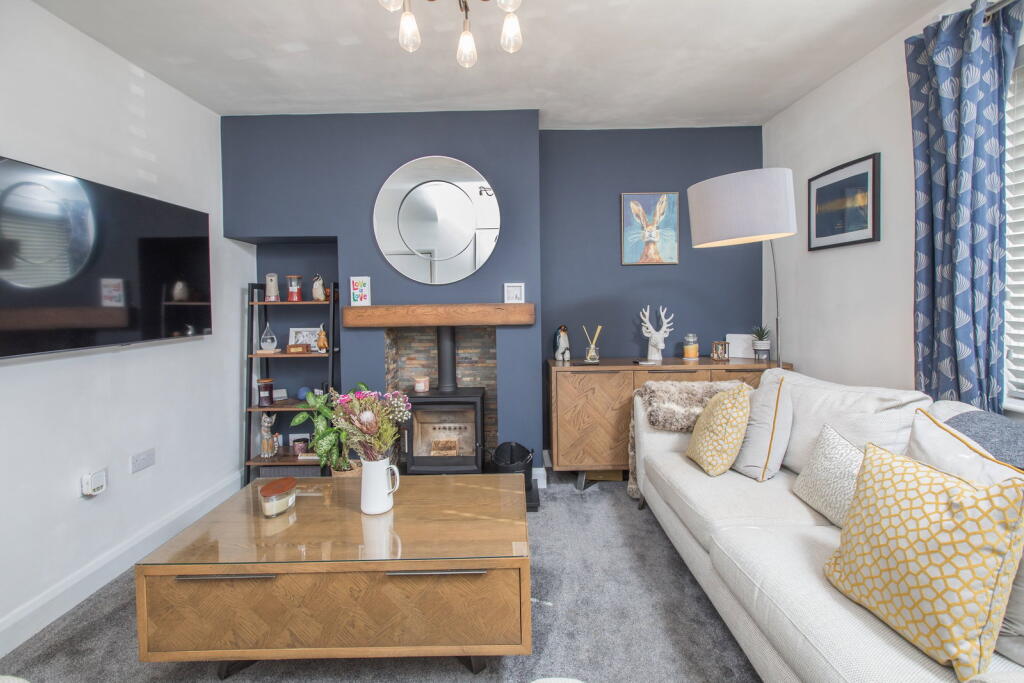 House in Northampton, North Northamptonshire - View 5