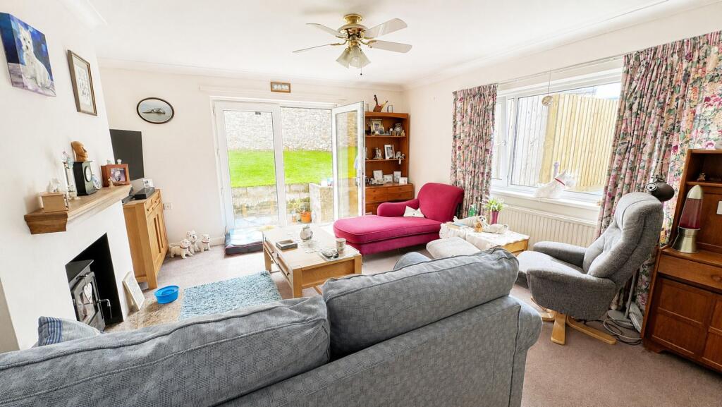 House in Torquay - More